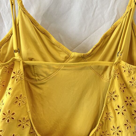 Ripcurl Women’s Open Back Eyelet One Piece Bodysuit Size 10 Yellow Colorful - Picture 9 of 9